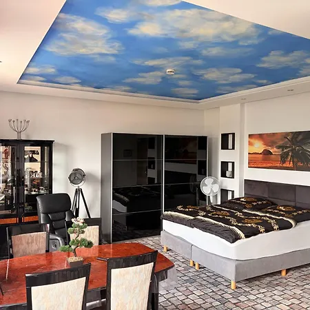 Sleep Motel 3*